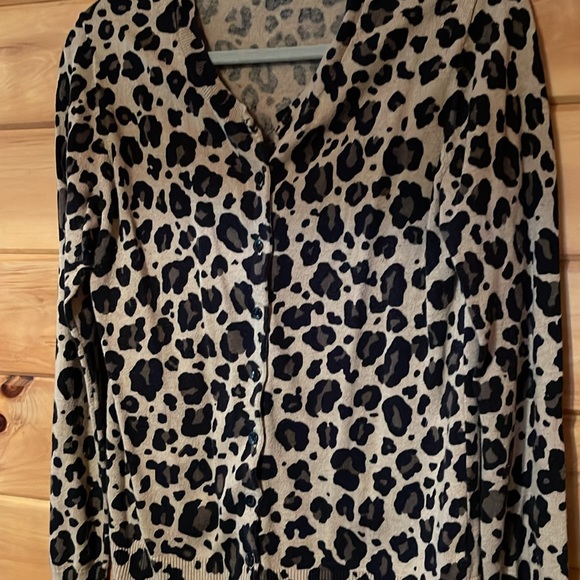 Gap Cardigan - Picture 2 of 4